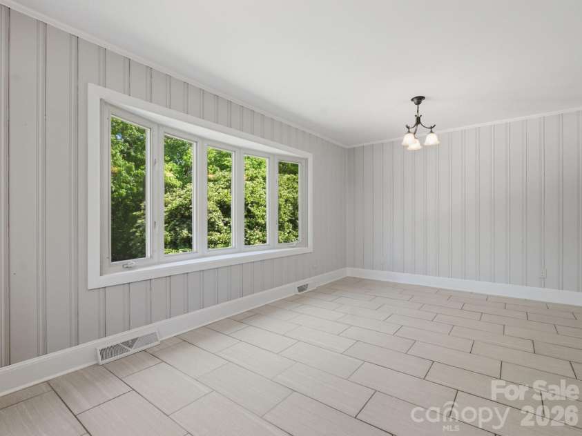 7401 Woodstream Drive, Charlotte, NC 28210.  MLS# CAR4372836, YatesRealty ID 28252. 
