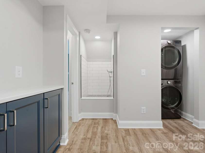 7401 Woodstream Drive, Charlotte, NC 28210.  MLS# CAR4372836, YatesRealty ID 28252. 
