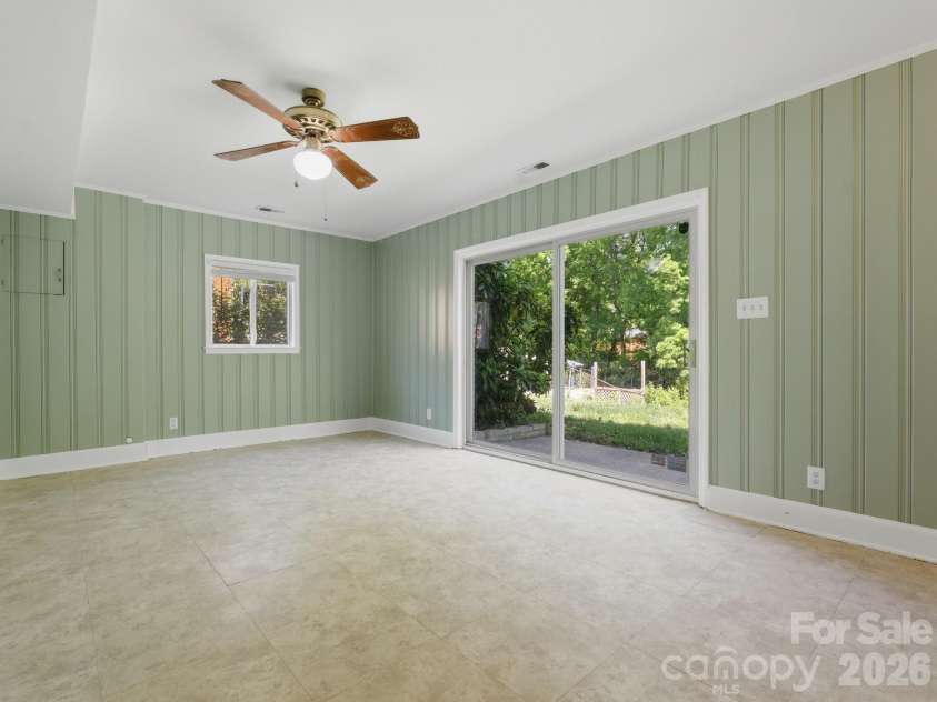 7401 Woodstream Drive, Charlotte, NC 28210.  MLS# CAR4372836, YatesRealty ID 28252. Basement Living Space