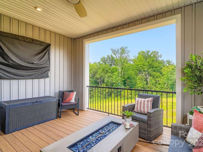 9729 Oaklawn Boulevard, Huntersville, NC 28078.  MLS# CAR4277701, YatesRealty ID 28252. Extended Outdoor Patio