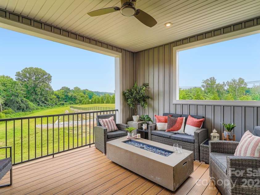 9729 Oaklawn Boulevard, Huntersville, NC 28078.  MLS# CAR4277701, YatesRealty ID 28252. Extended Outdoor Patio