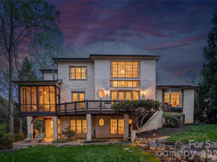 1514 Elmsford Lane, Matthews, NC 28105.  MLS# CAR4371432, YatesRealty ID 28254. Twilight