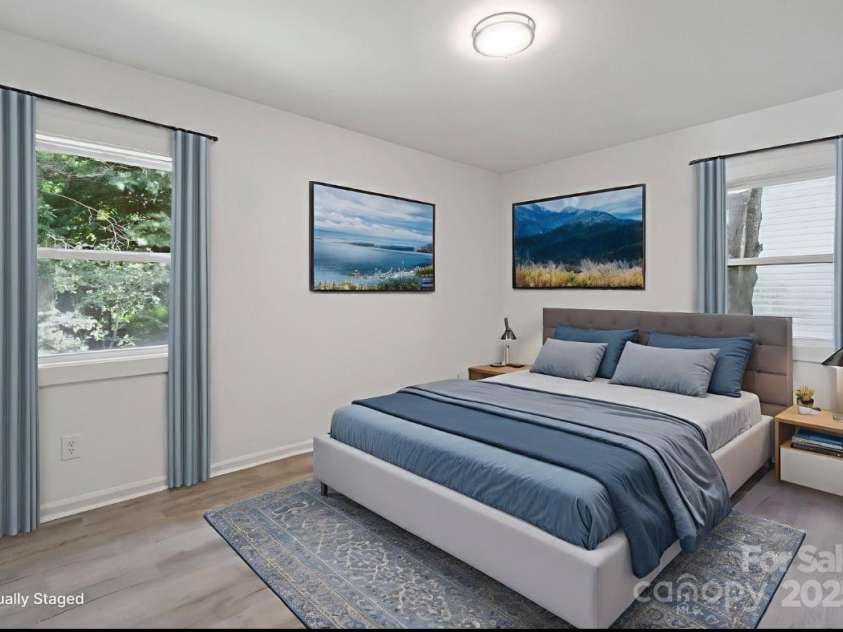 318 Cedarwood Lane, Matthews, NC 28104.  MLS# CAR4282132, YatesRealty ID 28255. 