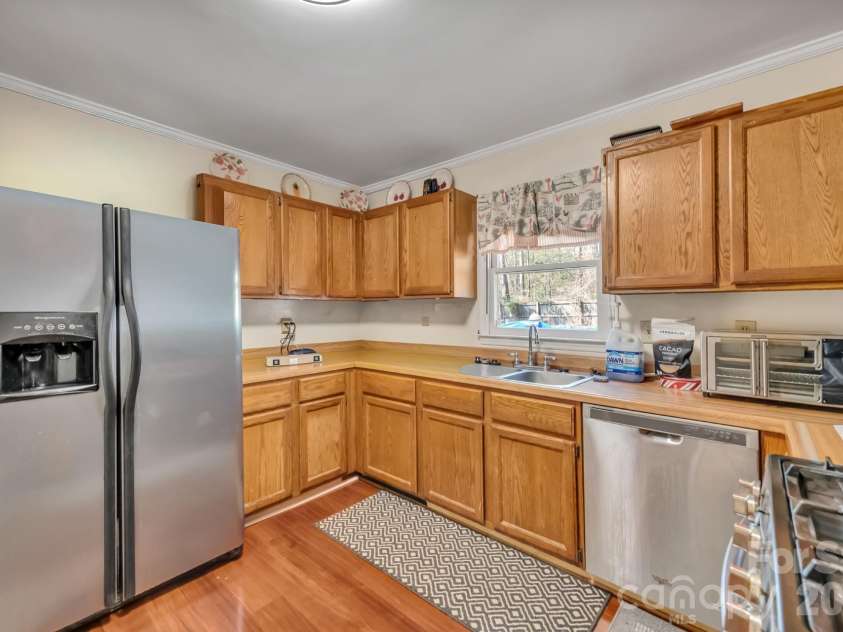 5528 Middleton Road, Durham, NC 27713.  MLS# CAR4367899, YatesRealty ID 28255. 