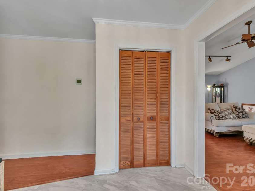 5528 Middleton Road, Durham, NC 27713.  MLS# CAR4367899, YatesRealty ID 28255. 