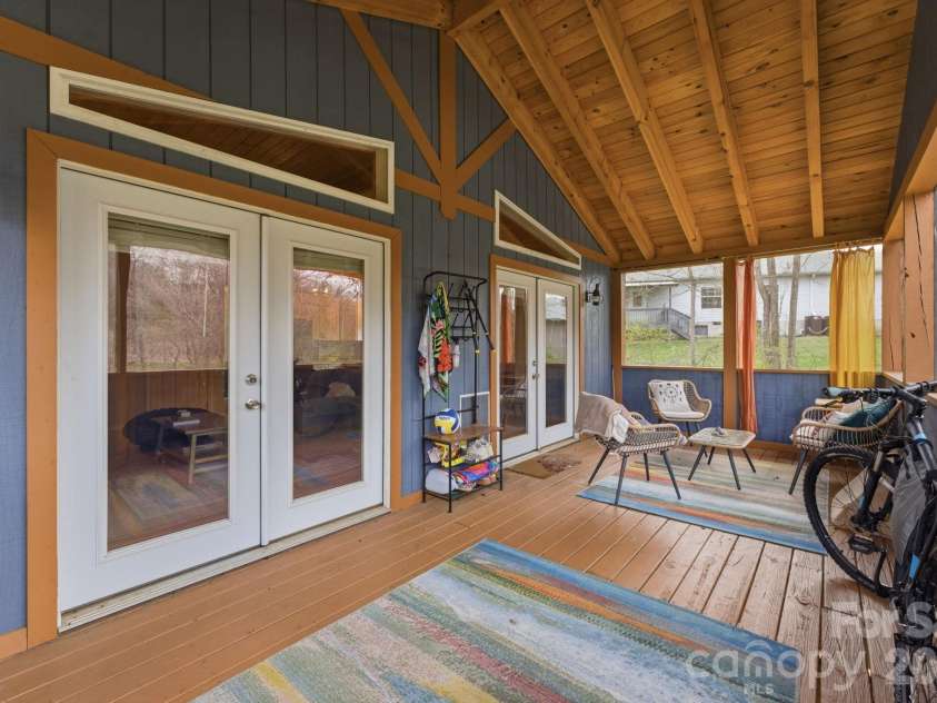 81 Bullfrog Cove Road, Sylva, NC 28779.  MLS# CAR4363486, YatesRealty ID 28256. 