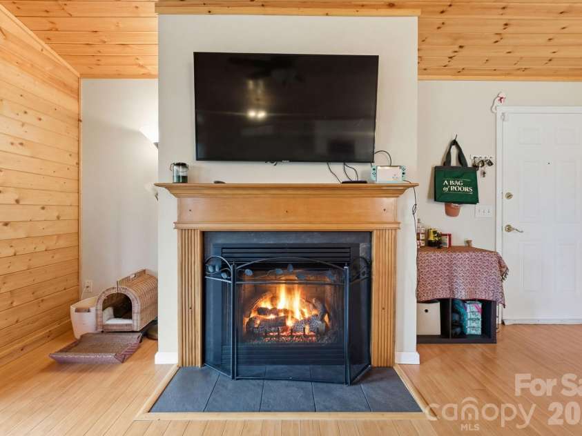 81 Bullfrog Cove Road, Sylva, NC 28779.  MLS# CAR4363486, YatesRealty ID 28256. 