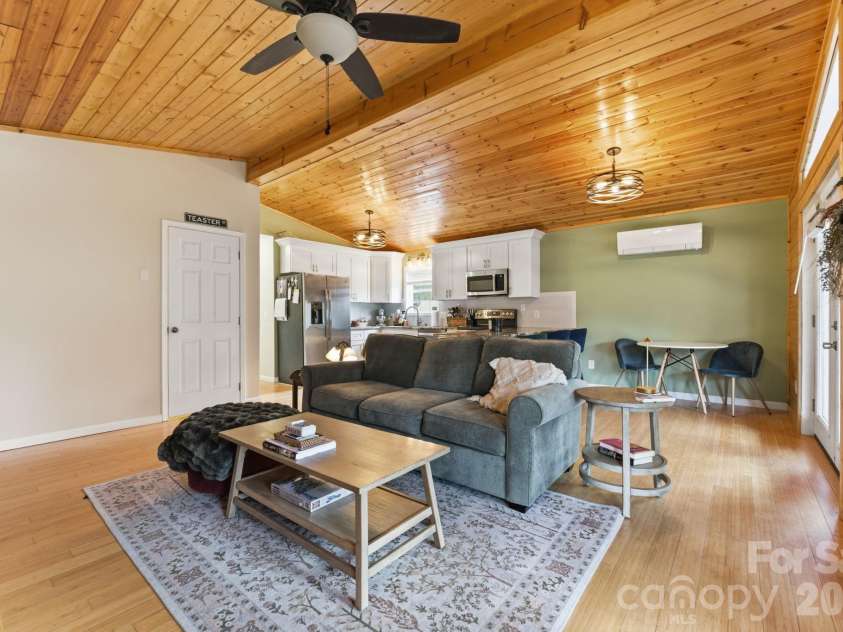 81 Bullfrog Cove Road, Sylva, NC 28779.  MLS# CAR4363486, YatesRealty ID 28256. 