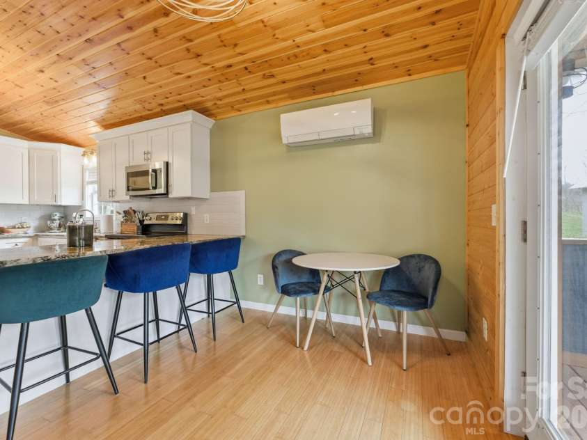 81 Bullfrog Cove Road, Sylva, NC 28779.  MLS# CAR4363486, YatesRealty ID 28256. 