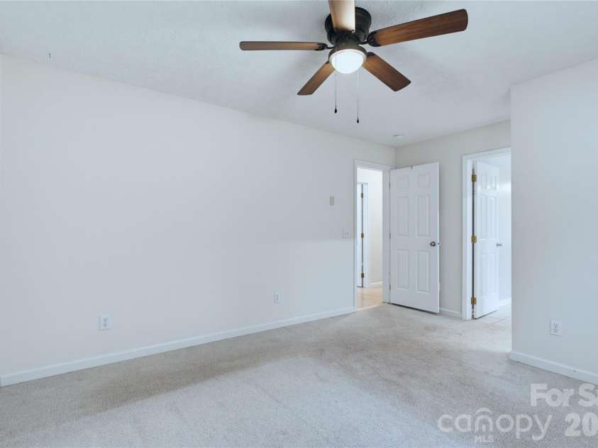 81 Bullfrog Cove Road, Sylva, NC 28779.  MLS# CAR4363486, YatesRealty ID 28256. 