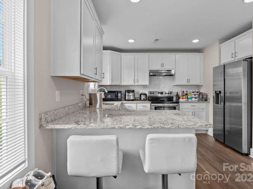 818 Carolina Avenue, Bessemer City, NC 28016.  MLS# CAR4278691, YatesRealty ID 28256. 