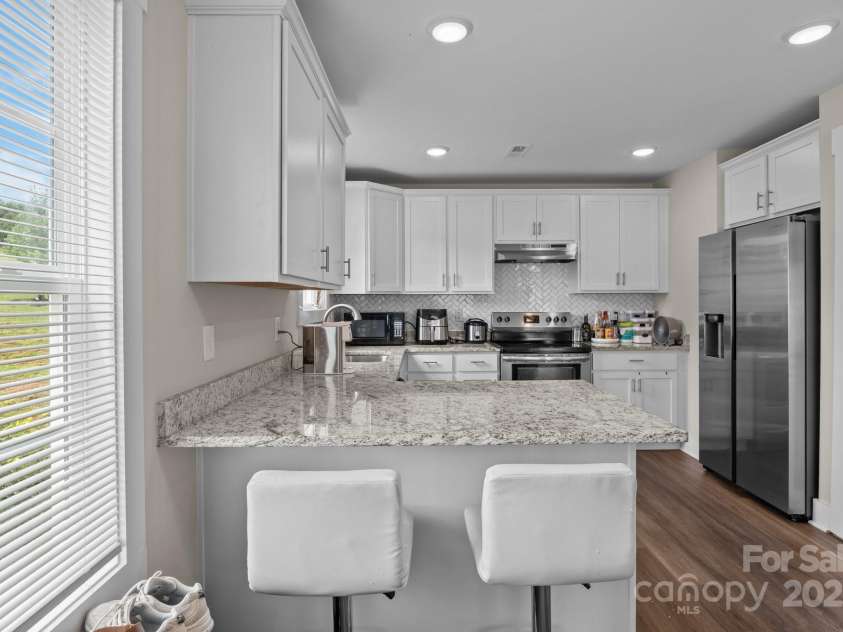 818 Carolina Avenue, Bessemer City, NC 28016.  MLS# CAR4278691, YatesRealty ID 28256. 