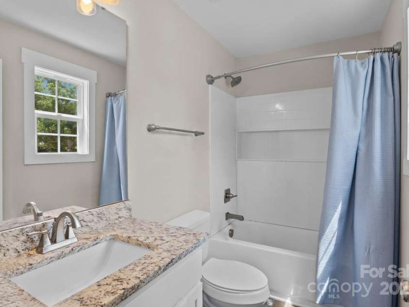 818 Carolina Avenue, Bessemer City, NC 28016.  MLS# CAR4278691, YatesRealty ID 28256. 