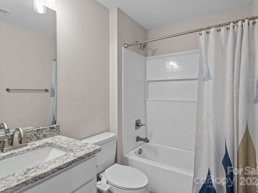 818 Carolina Avenue, Bessemer City, NC 28016.  MLS# CAR4278691, YatesRealty ID 28256. 