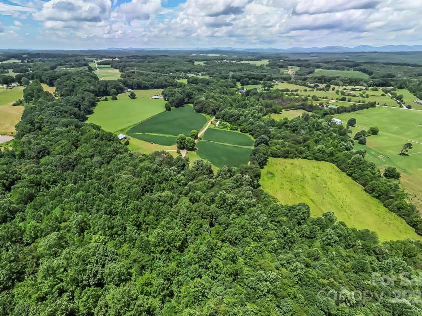 186 Blanche Lane, Stony Point, NC 28678.  MLS# CAR4281537, YatesRealty ID 28258. 