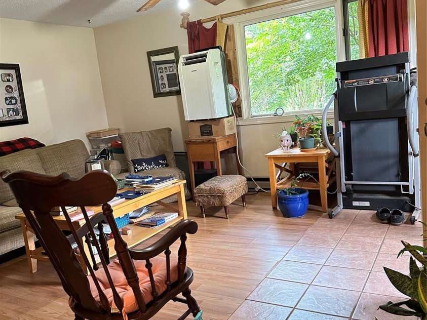 186 Blanche Lane, Stony Point, NC 28678.  MLS# CAR4281537, YatesRealty ID 28258. Apartment Living room