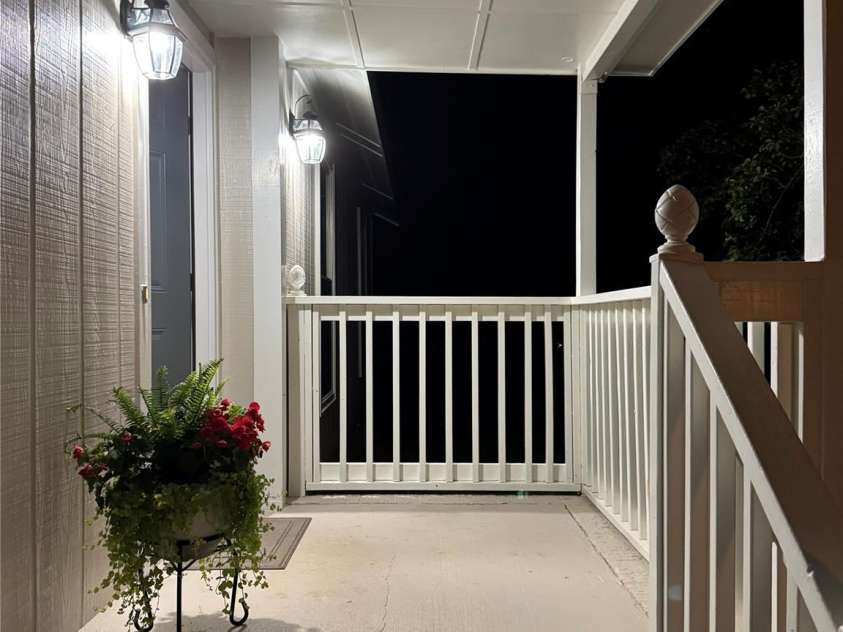 6921 Kirkcaldy Lane, Mint Hill, NC 28227.  MLS# CAR4382265, YatesRealty ID 28258. Front Porch 2
