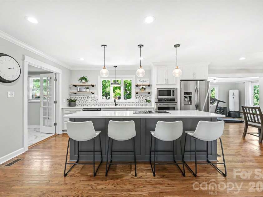 101 Amity Circle, Belmont, NC 28012.  MLS# CAR4387952, YatesRealty ID 28259. 