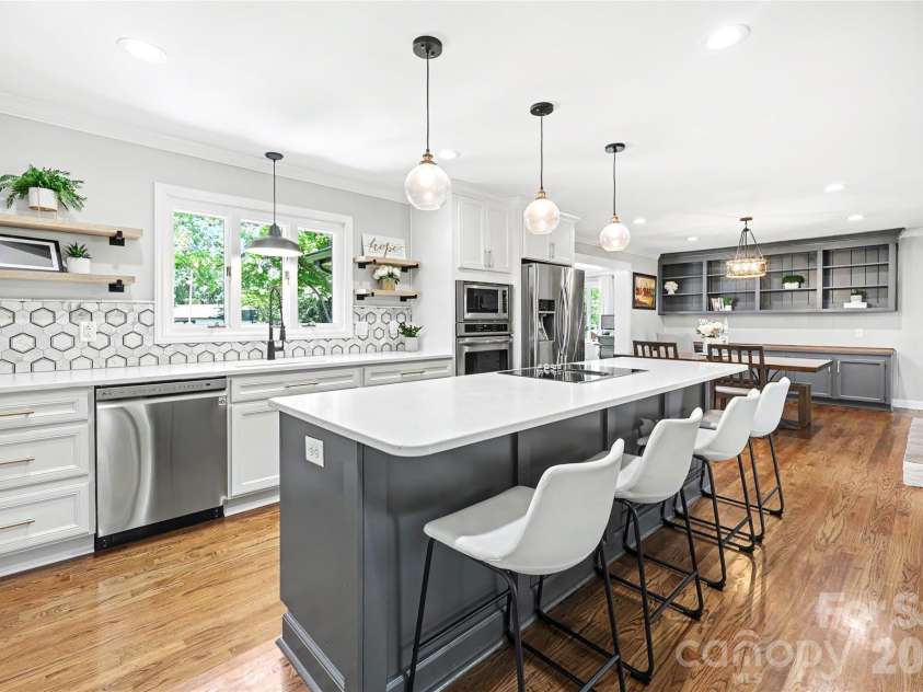101 Amity Circle, Belmont, NC 28012.  MLS# CAR4387952, YatesRealty ID 28259. 