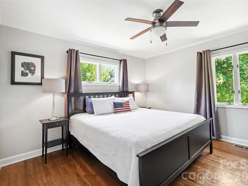 101 Amity Circle, Belmont, NC 28012.  MLS# CAR4387952, YatesRealty ID 28259. 