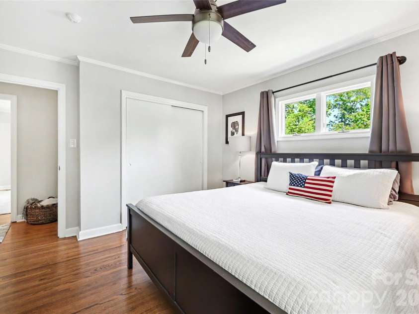 101 Amity Circle, Belmont, NC 28012.  MLS# CAR4387952, YatesRealty ID 28259. 