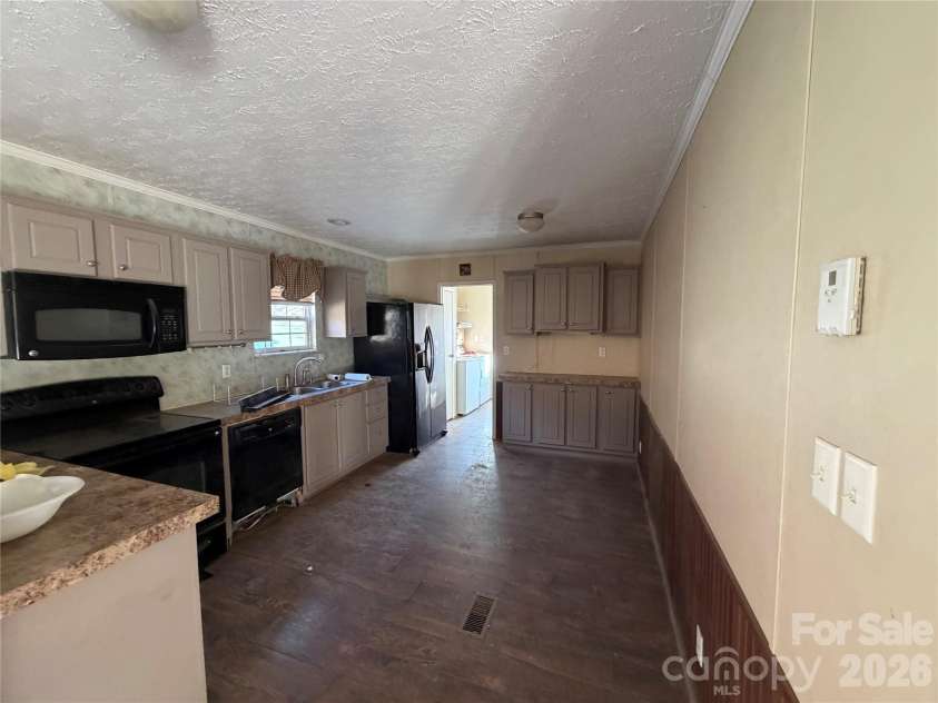 101 Highview Drive, Maggie Valley, NC 28751.  MLS# CAR4343908, YatesRealty ID 2826. 