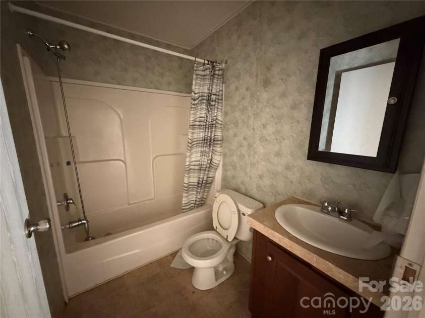 101 Highview Drive, Maggie Valley, NC 28751.  MLS# CAR4343908, YatesRealty ID 2826. 