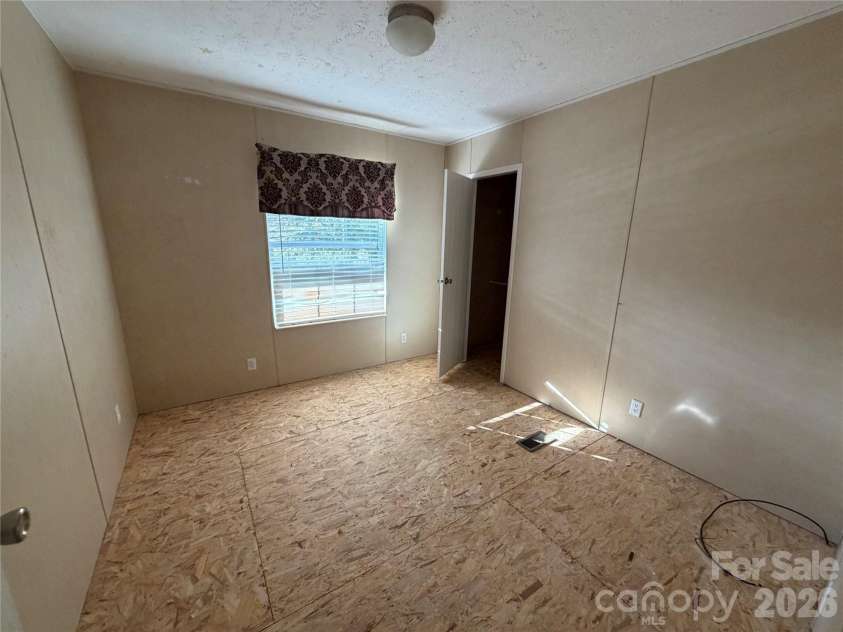 101 Highview Drive, Maggie Valley, NC 28751.  MLS# CAR4343908, YatesRealty ID 2826. 