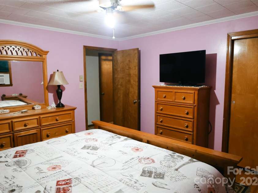 636 Maple Creek Road, Rutherfordton, NC 28139.  MLS# CAR4201018, YatesRealty ID 2826. 