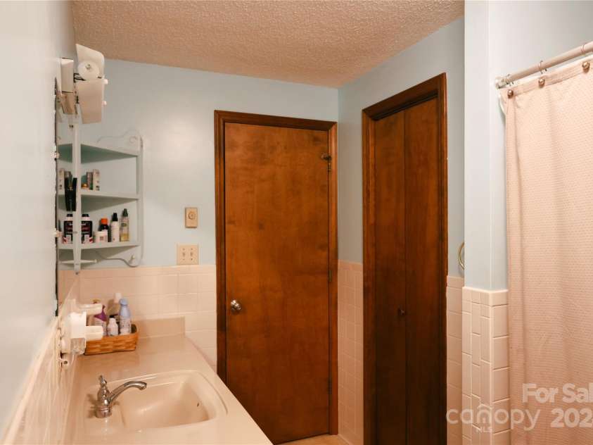 636 Maple Creek Road, Rutherfordton, NC 28139.  MLS# CAR4201018, YatesRealty ID 2826. 