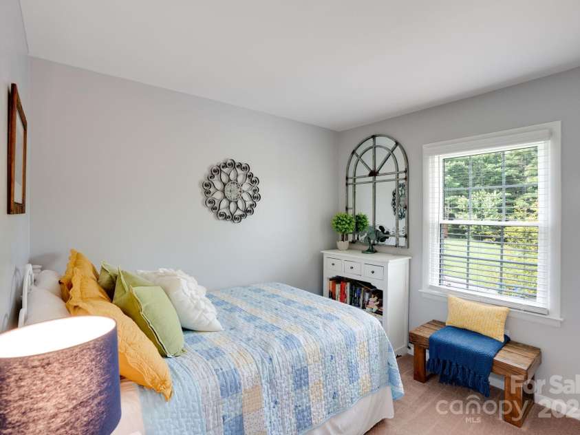 17 Lynwood Circle, Asheville, NC 28806.  MLS# CAR4282982, YatesRealty ID 28260. 3rd bedroom