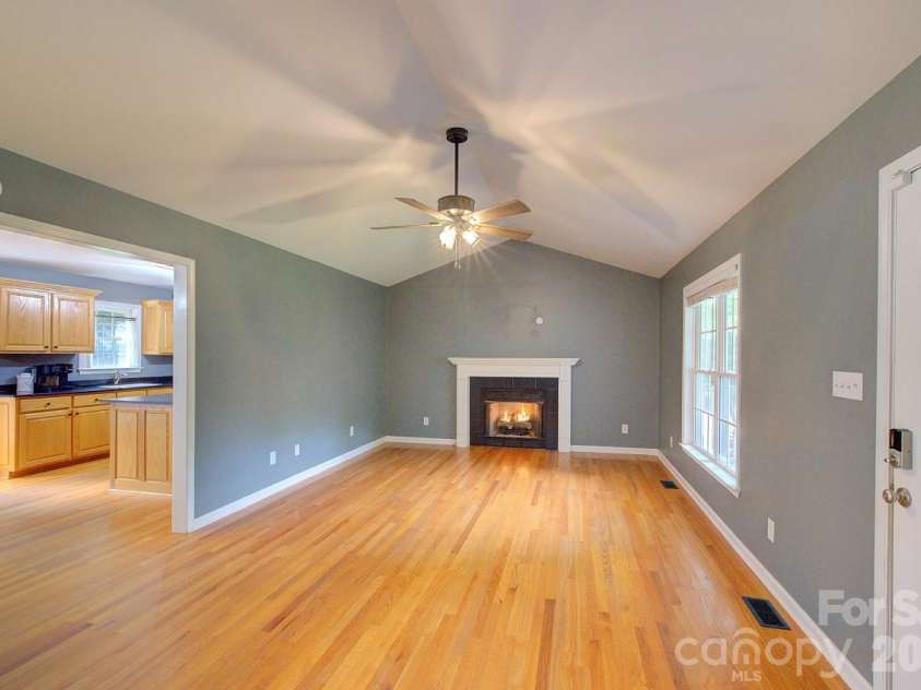 255 Tanager Drive, York, SC 29745.  MLS# CAR4382744, YatesRealty ID 28262. 