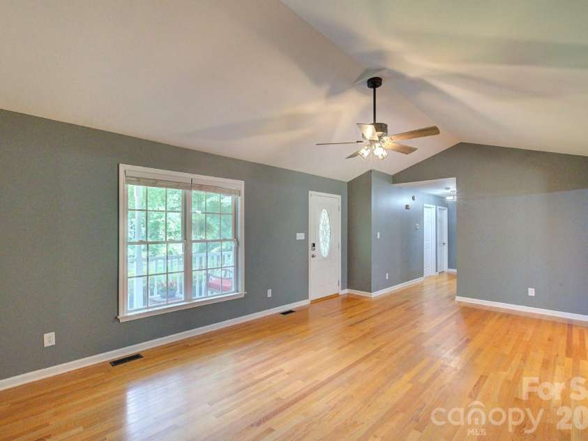 255 Tanager Drive, York, SC 29745.  MLS# CAR4382744, YatesRealty ID 28262. 