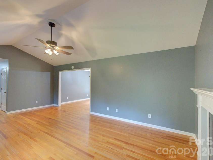 255 Tanager Drive, York, SC 29745.  MLS# CAR4382744, YatesRealty ID 28262. 