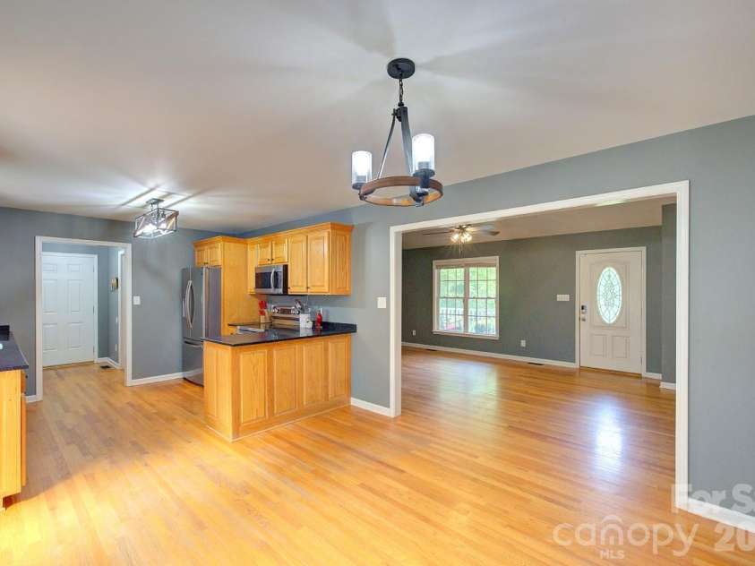 255 Tanager Drive, York, SC 29745.  MLS# CAR4382744, YatesRealty ID 28262. 