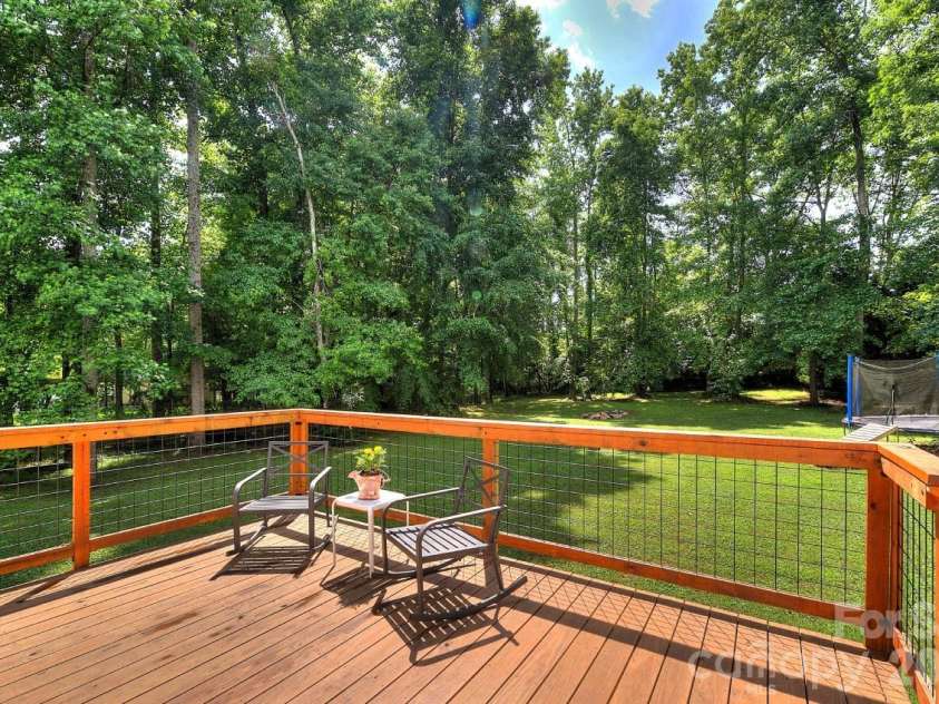 255 Tanager Drive, York, SC 29745.  MLS# CAR4382744, YatesRealty ID 28262. 