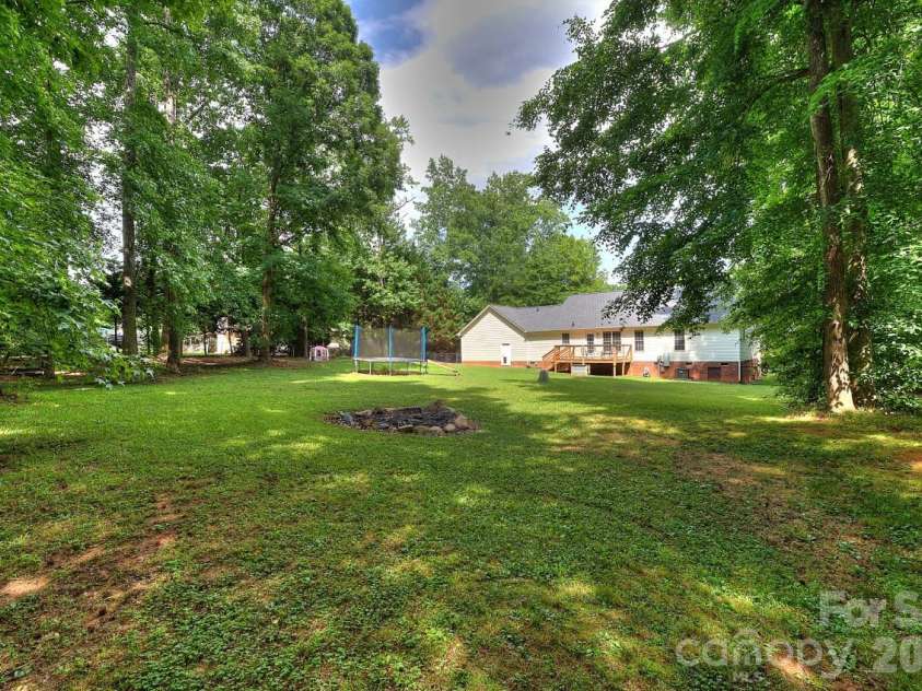 255 Tanager Drive, York, SC 29745.  MLS# CAR4382744, YatesRealty ID 28262. 