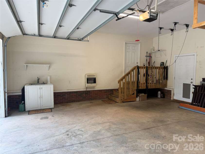 255 Tanager Drive, York, SC 29745.  MLS# CAR4382744, YatesRealty ID 28262. 