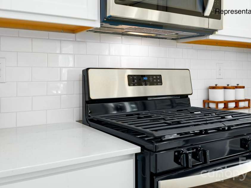 241 Giant Oak Avenue, Statesville, NC 28677.  MLS# CAR4254235, YatesRealty ID 28263. Gas Stove!