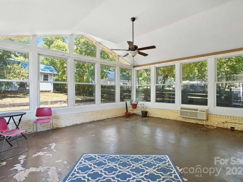 549 Spring Street, Concord, NC 28025.  MLS# CAR4284359, YatesRealty ID 28265. 