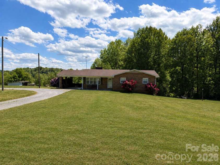 8186 Old Nc Highway 60 None, Roaring River, NC 28697.  MLS# CAR4387839, YatesRealty ID 28265. 