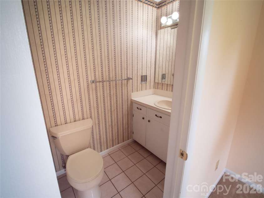 8186 Old Nc Highway 60 None, Roaring River, NC 28697.  MLS# CAR4387839, YatesRealty ID 28265. 