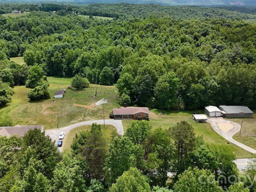 8186 Old Nc Highway 60 None, Roaring River, NC 28697.  MLS# CAR4387839, YatesRealty ID 28265. 