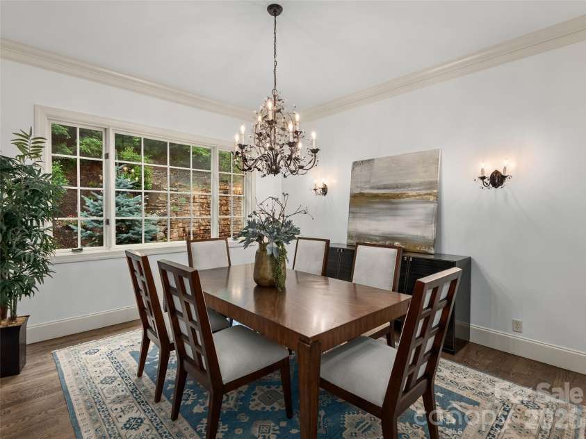 433 Coopers Hawk Drive, Asheville, NC 28803.  MLS# CAR4388428, YatesRealty ID 28266. 