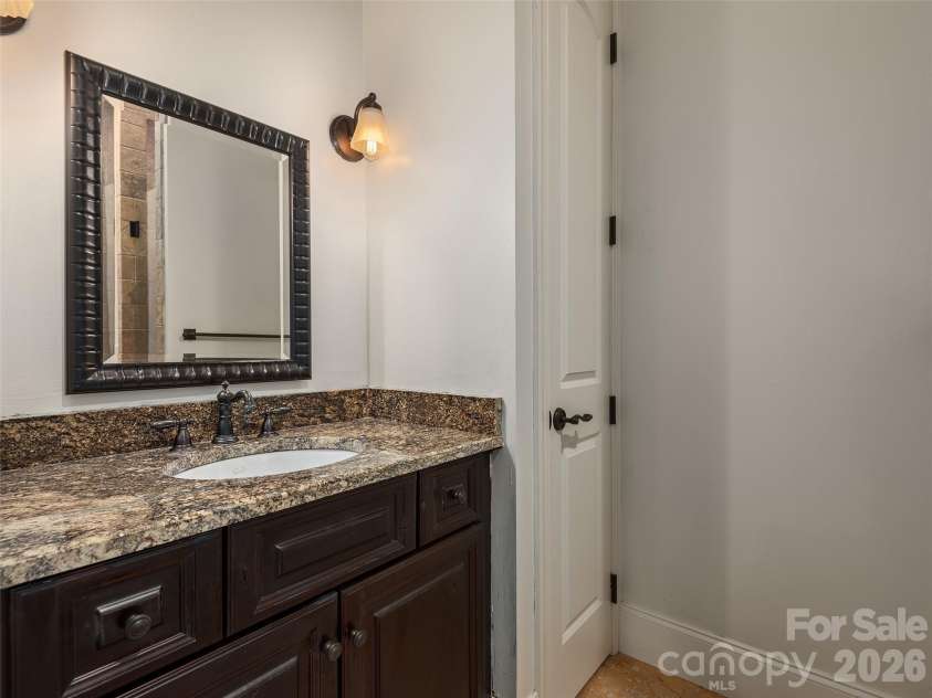 433 Coopers Hawk Drive, Asheville, NC 28803.  MLS# CAR4388428, YatesRealty ID 28266. 