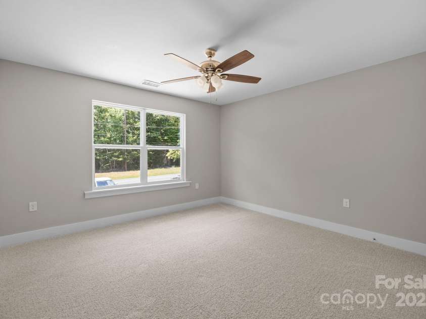 8709 Providence Road, Waxhaw, NC 28173.  MLS# CAR4285248, YatesRealty ID 28266. 