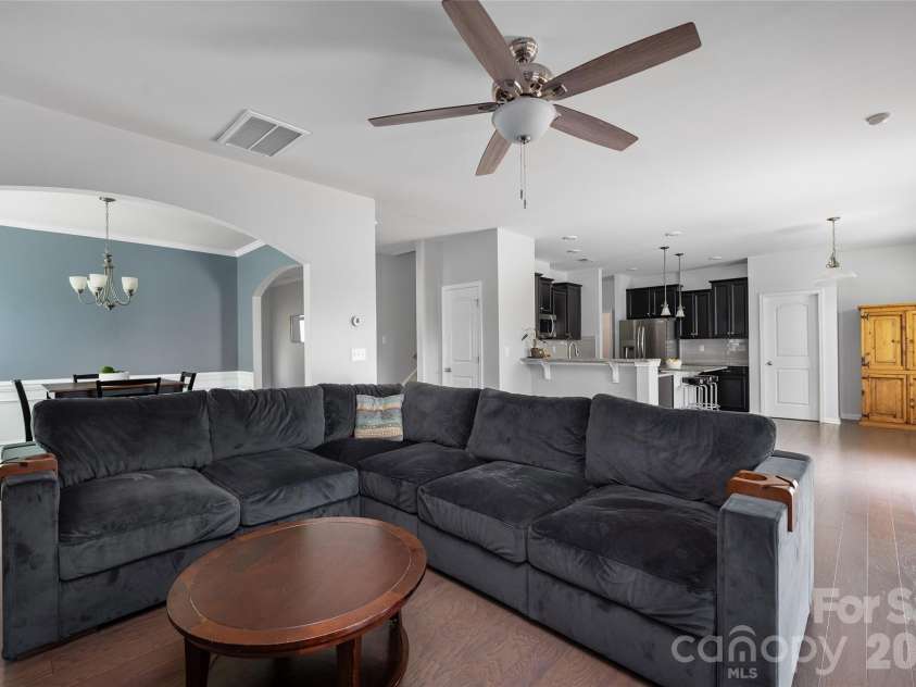 11119 Grenfell Avenue, Huntersville, NC 28078.  MLS# CAR4397802, YatesRealty ID 28267. 