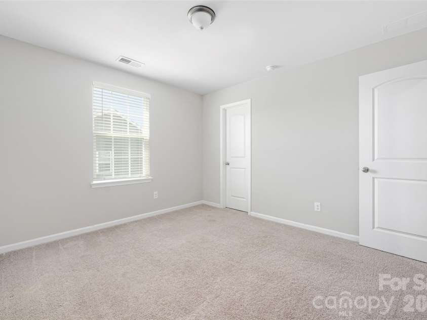 11119 Grenfell Avenue, Huntersville, NC 28078.  MLS# CAR4397802, YatesRealty ID 28267. 