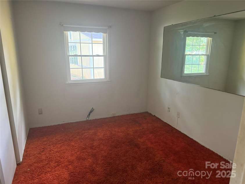 3601 Braden Drive, Charlotte, NC 28216.  MLS# CAR4285525, YatesRealty ID 28268. 