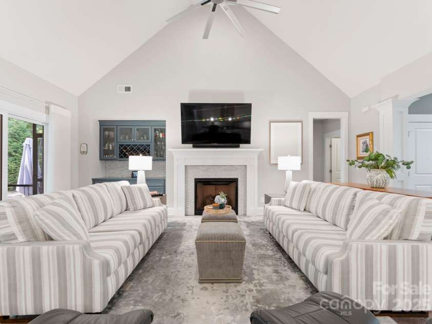 4275 Silver Eagle Court, Denver, NC 28037.  MLS# CAR4284863, YatesRealty ID 28270. 